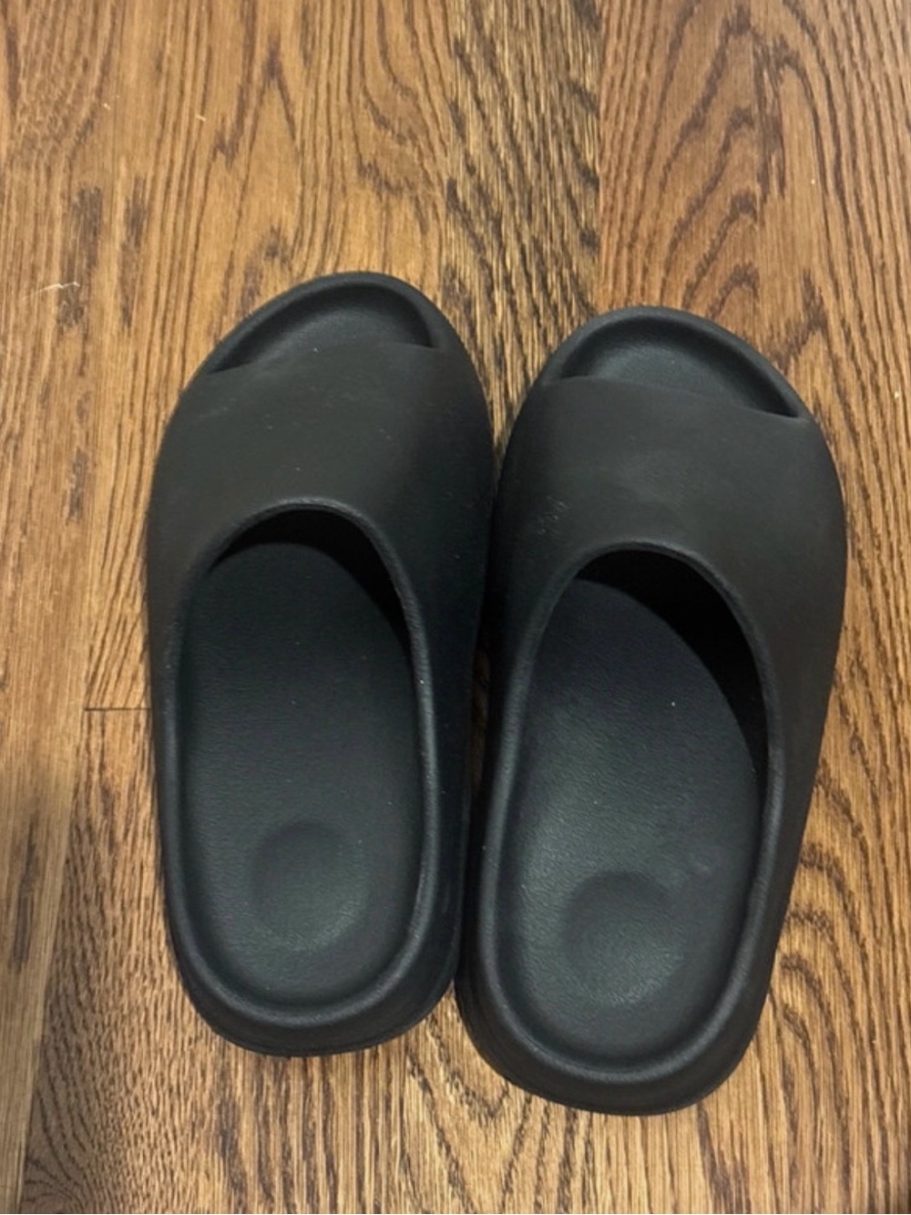 Black Yeezy Slide Sandals - Minimal Slip-On Slides 
Original/ Brand new !